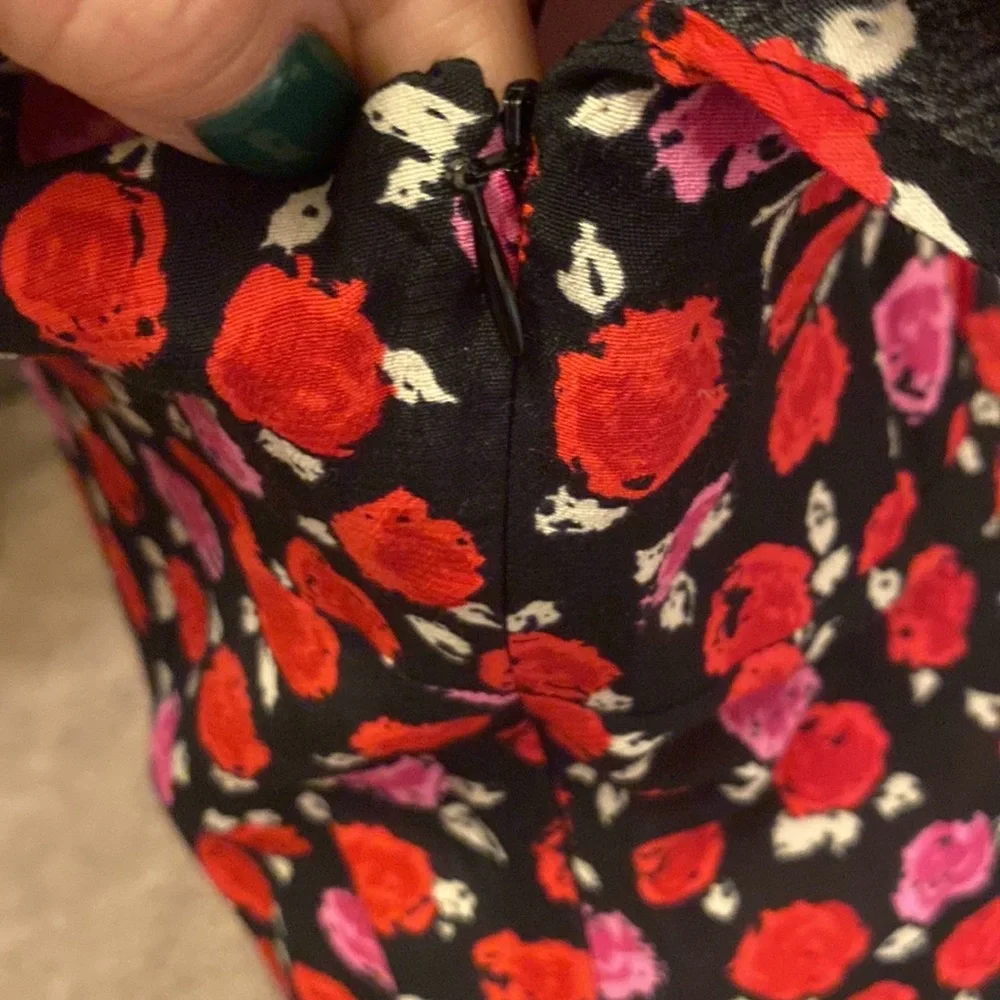 Zara Rose Floral Dress - Picture 4 of 11